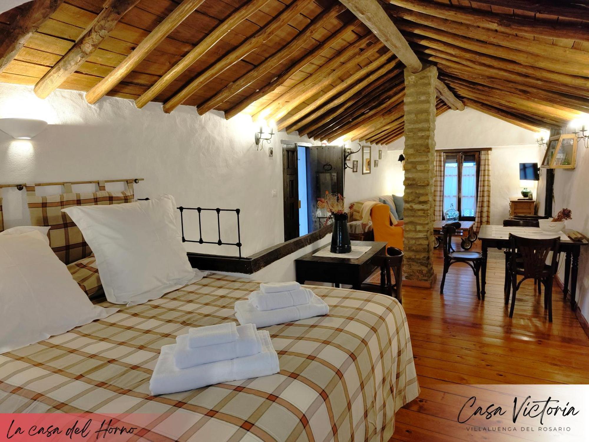 Conjunto Rural Casa Victoria Guest House Villaluenga Del Rosario Bagian luar foto
