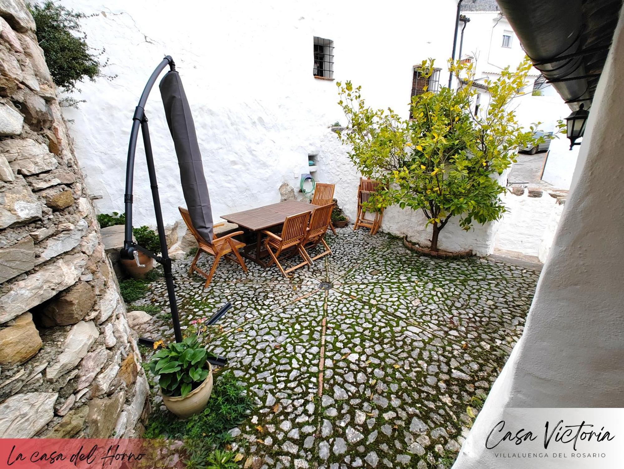 Conjunto Rural Casa Victoria Guest House Villaluenga Del Rosario Bagian luar foto