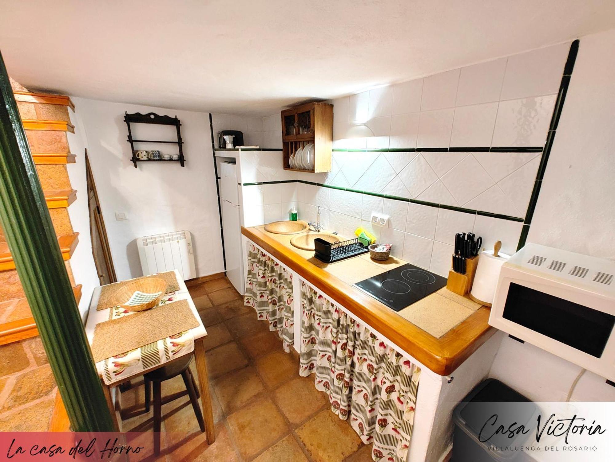 Conjunto Rural Casa Victoria Guest House Villaluenga Del Rosario Bagian luar foto