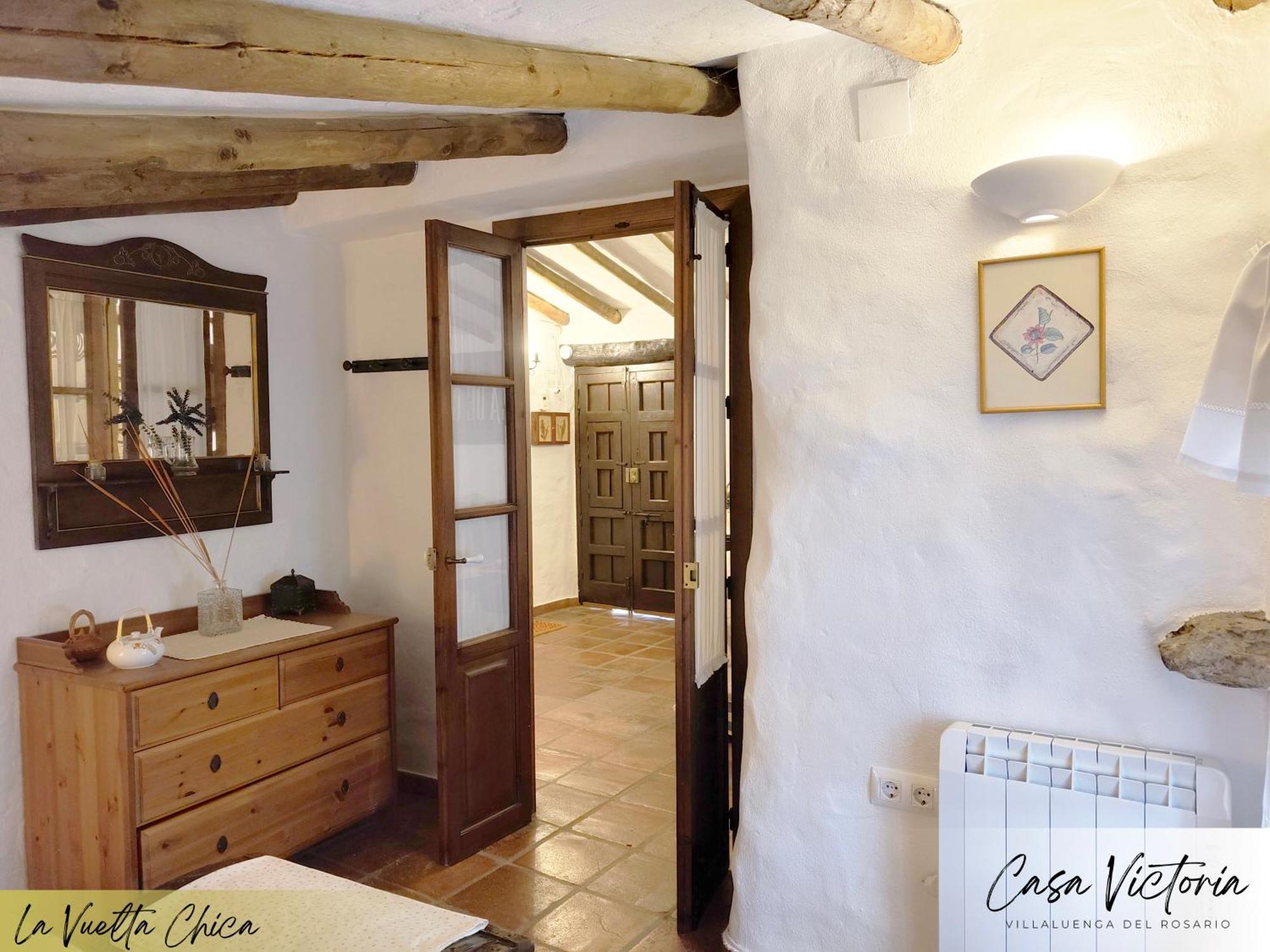Conjunto Rural Casa Victoria Guest House Villaluenga Del Rosario Bagian luar foto